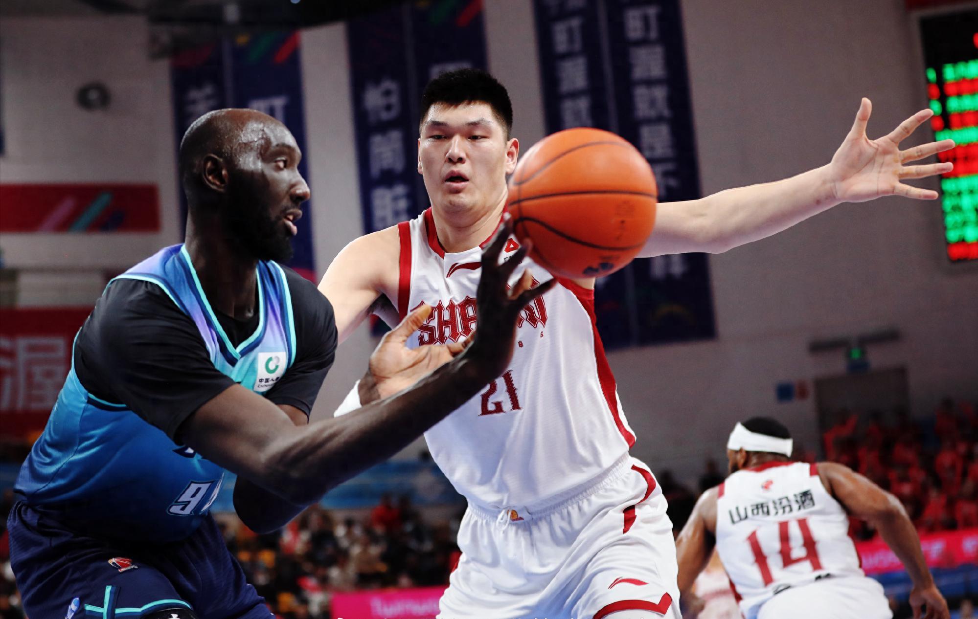 世界杯手机直播-刘传兴回应弄伤曾凡博，北控想签王哲林队友，布莱克尼假球案爆发